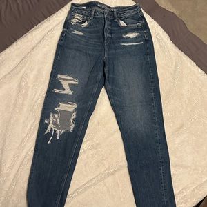 american eagle high waisted mom jean